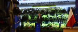 Adam Guibourgé-Czetwertyński, wiceminister klimatu i środowiska, na konferencji prasowej