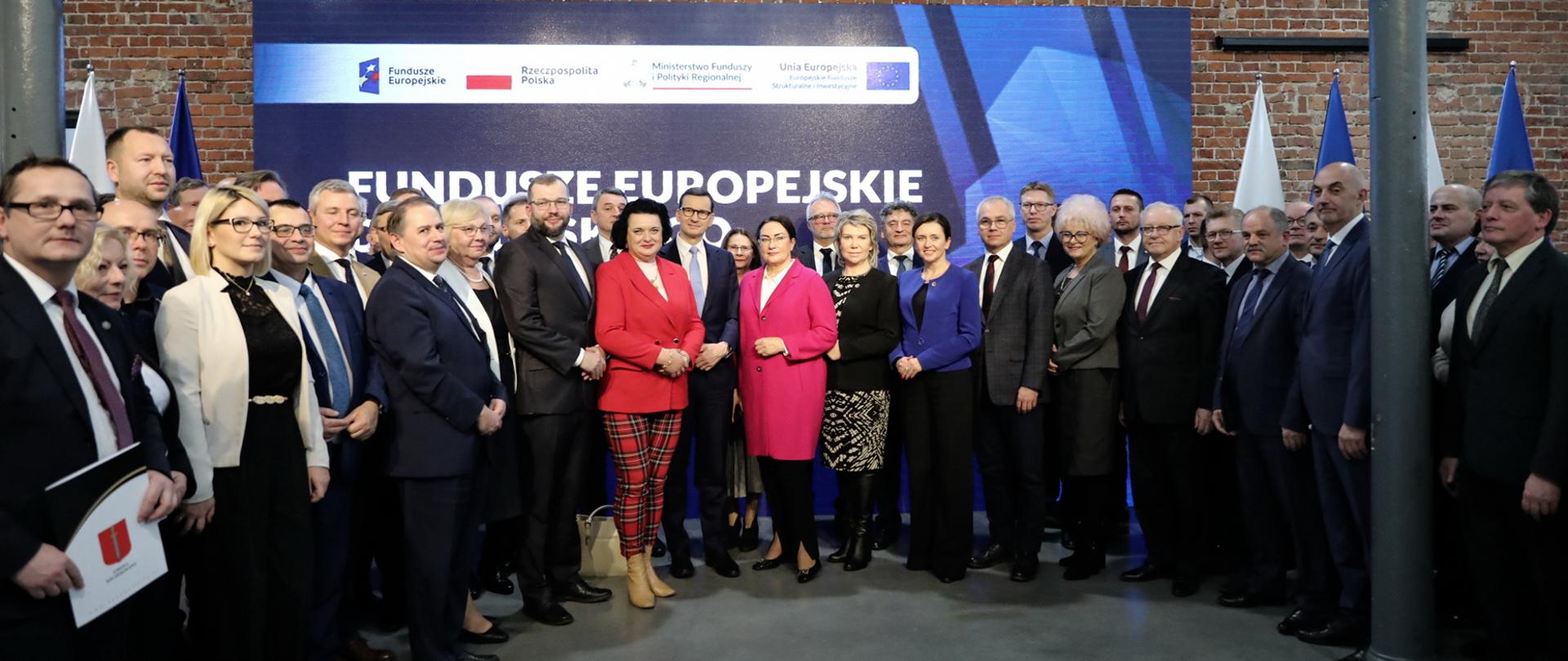 zdjęcie grupowe
