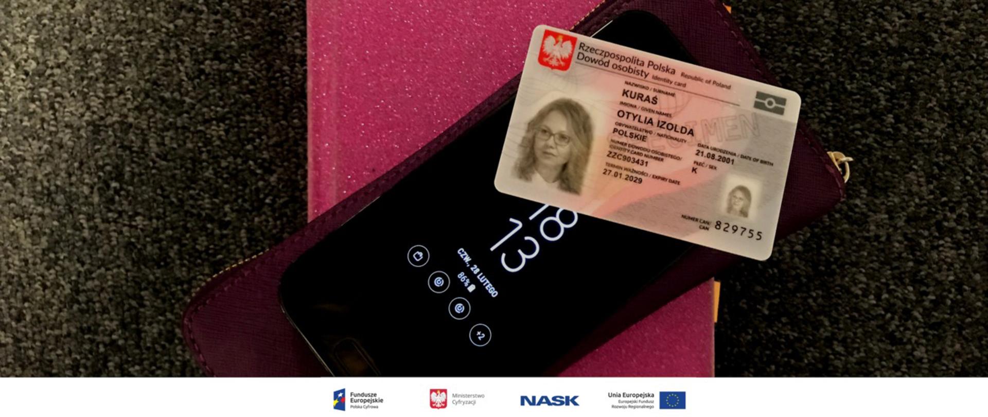 Edowód leżący na telefonie komórkowym