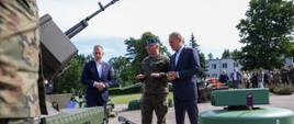Wizyta Premiera Donalda Tuska w Instytucie Technicznym Wojsk Lotniczych
