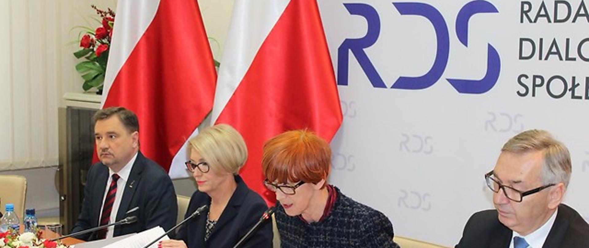 Szkolnictwo zawodowe na posiedzeniu Rady Dialogu Społecznego