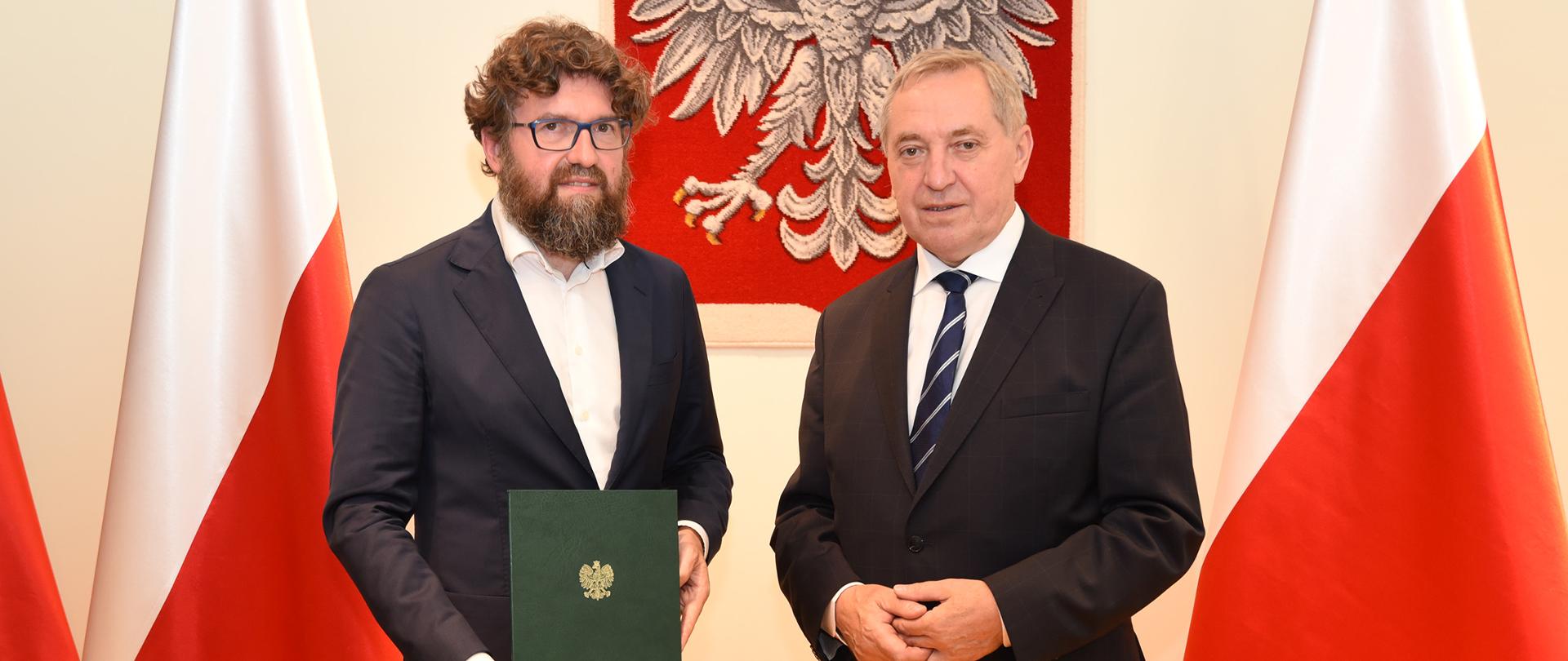 Nowy Prezes Zarządu NFOŚiGW Piotr Woźny i minister Środowiska Henryk Kowalczyk