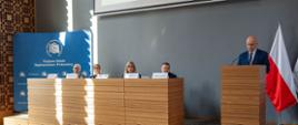 Konferencja o rosyjskiej agresji na Ukrainę z udziałem wiceministra Dariusza Mazura