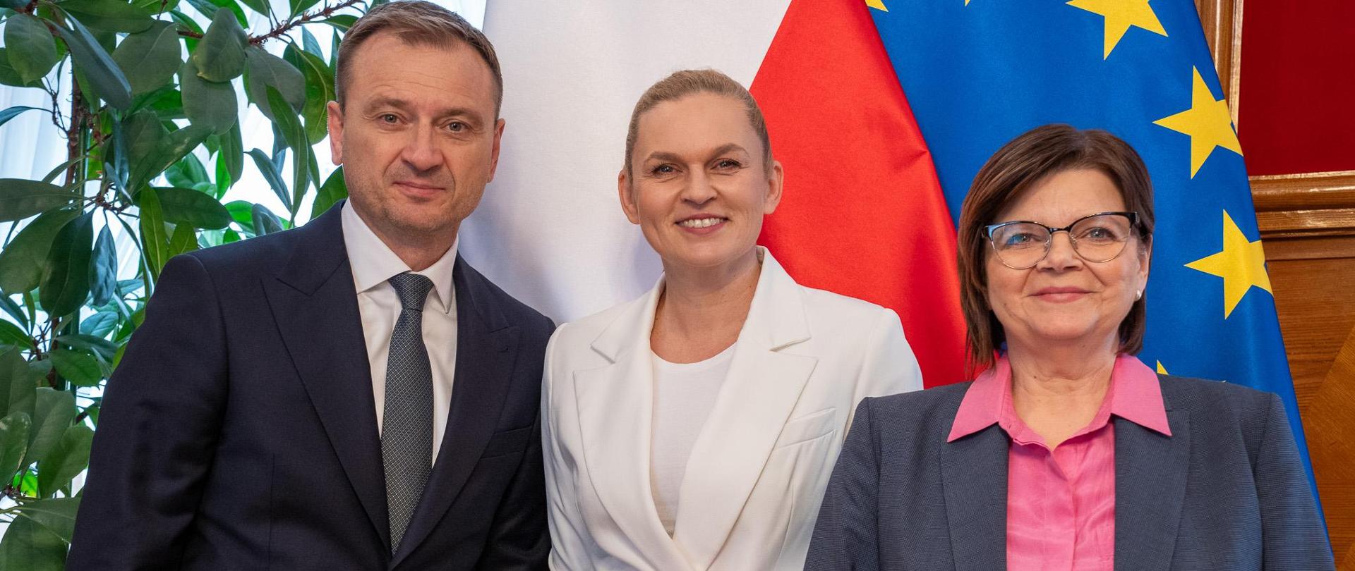 Edukacja zdrowotna w szkołach od 2025 roku. Konferencja MEN, MZ i MSiT
