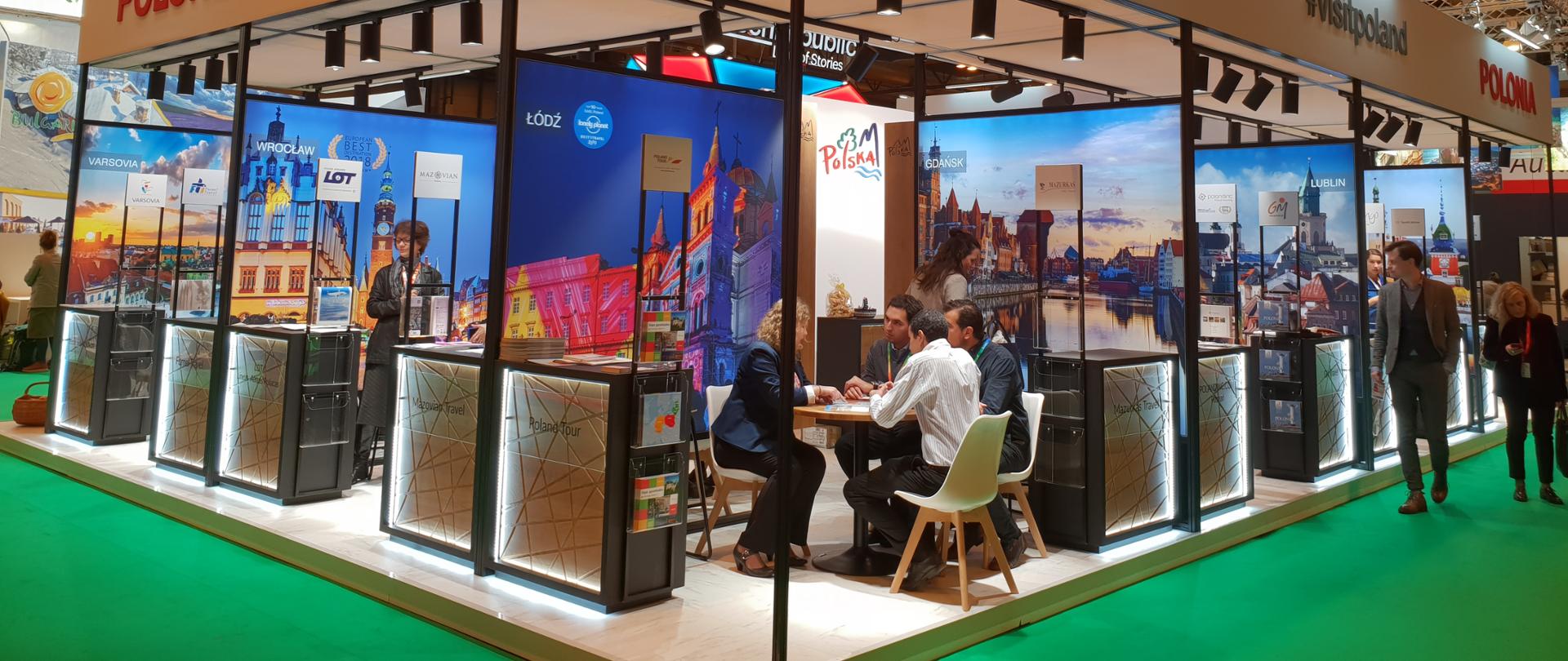 FITUR