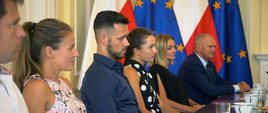 Iga Świątek i Alicja Rosolska z wizytą w Ministerstwie Sportu i Turystyki