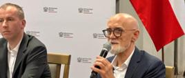 zdjęcie z konferencji prasowej nt. e-rejestracji