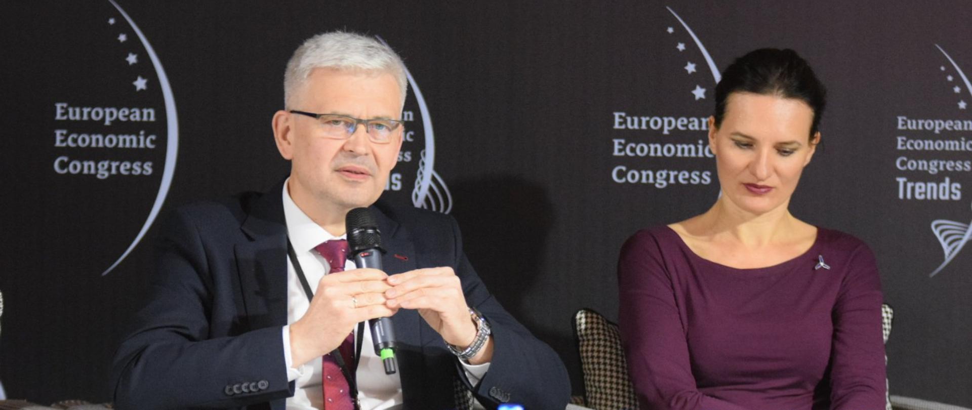 Ireneusz Zyska, wiceminister klimatu, Pełnomocnik Rządu ds. Odnawialnych Źródeł Energii, Monika Morawiecka, Prezes Zarządu PGE Baltica
