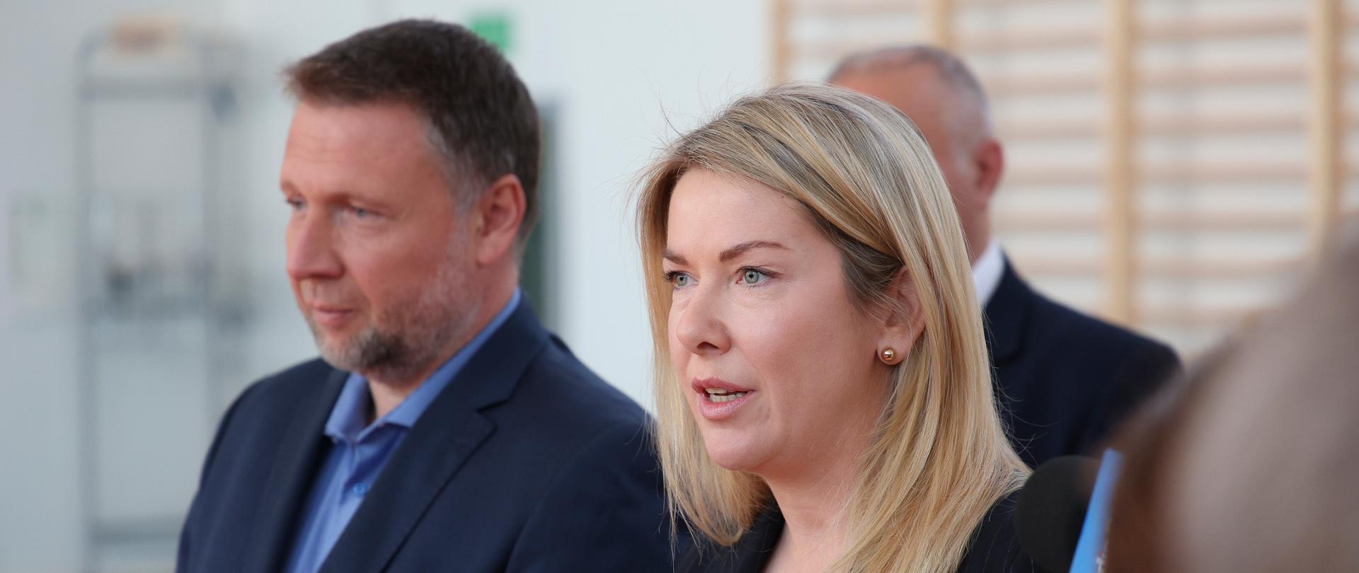 Minister Marcin Kierwinski i Ministra Magdalena Roguska. Zdjęcie archiwalne.
