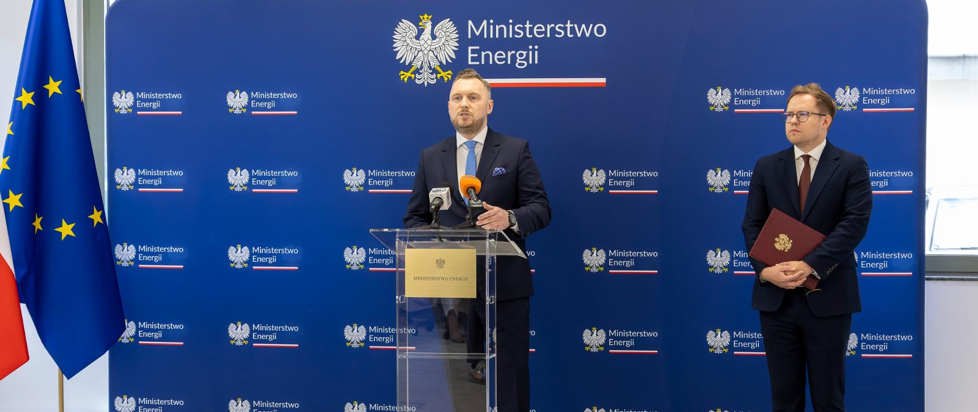 Konferencja prasowa deregulacja UDER92