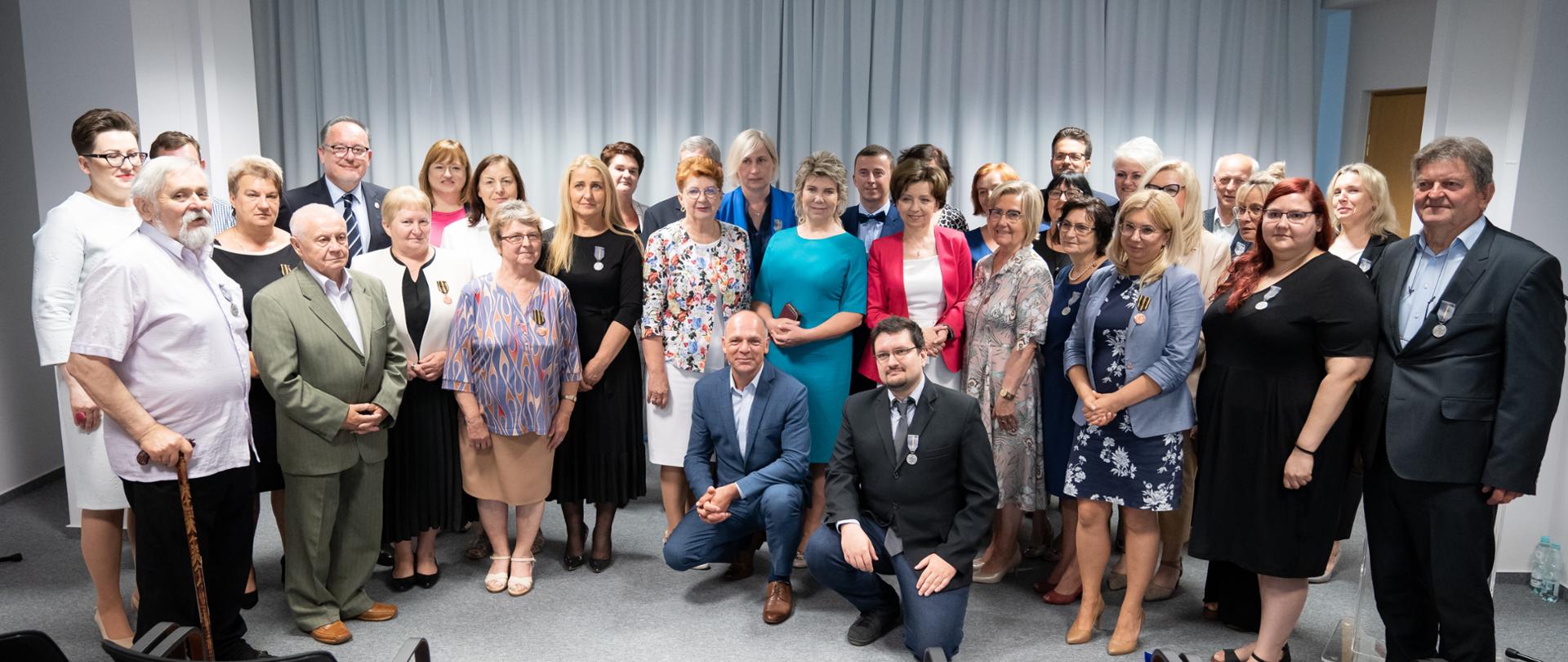 Minister Marlena wręczyła odznaki Primus in Agendo oraz Meritis pro Familia