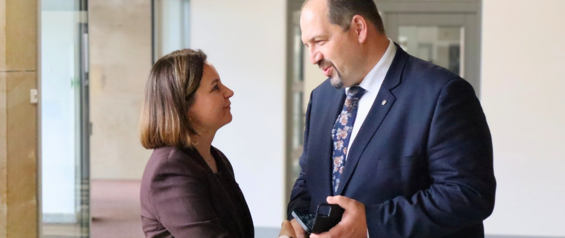 Sekretarz stanu w MKiŚ Urszula Zielińska spotkała się z czeskim odpowiednikiem Eduardem Levy w sprawie monitoringu emisji hałasu w rejonie kopalni Turów