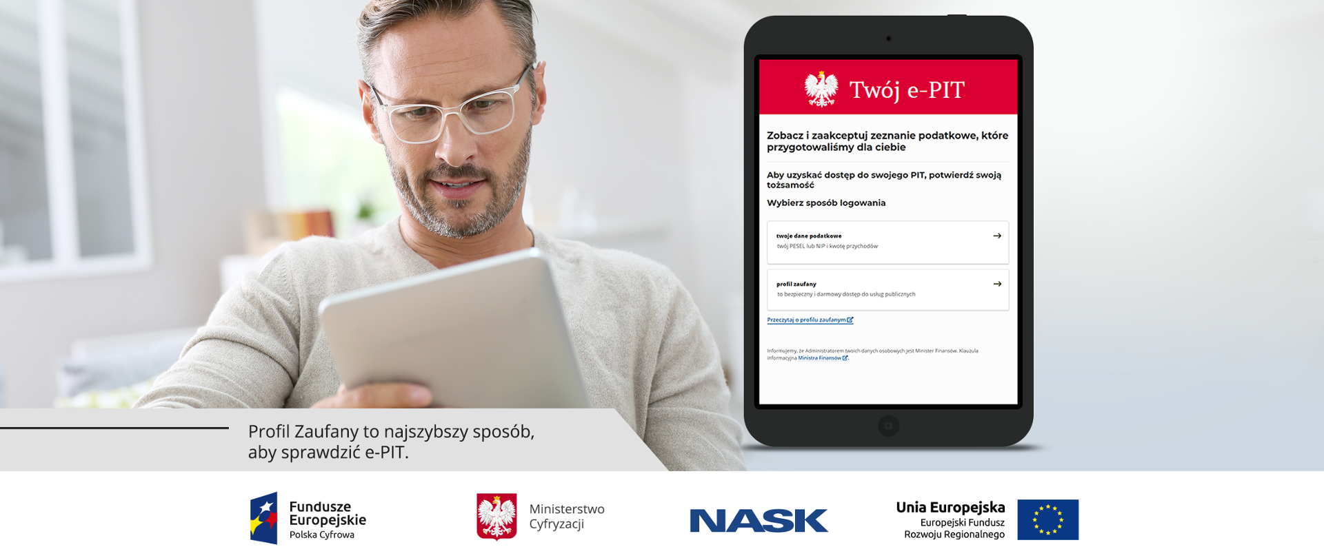Mężczyzna z tabletem, na tablecie napis "Twój e-PIT".