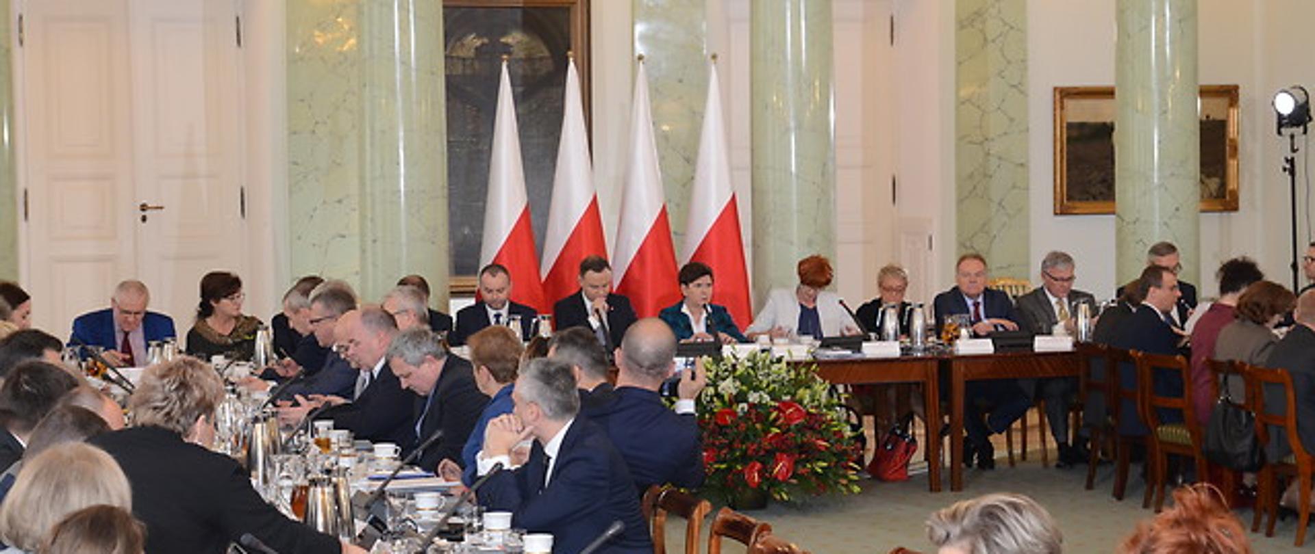 Minister Rafalska przewodniczącą Rady Dialogu Społecznego