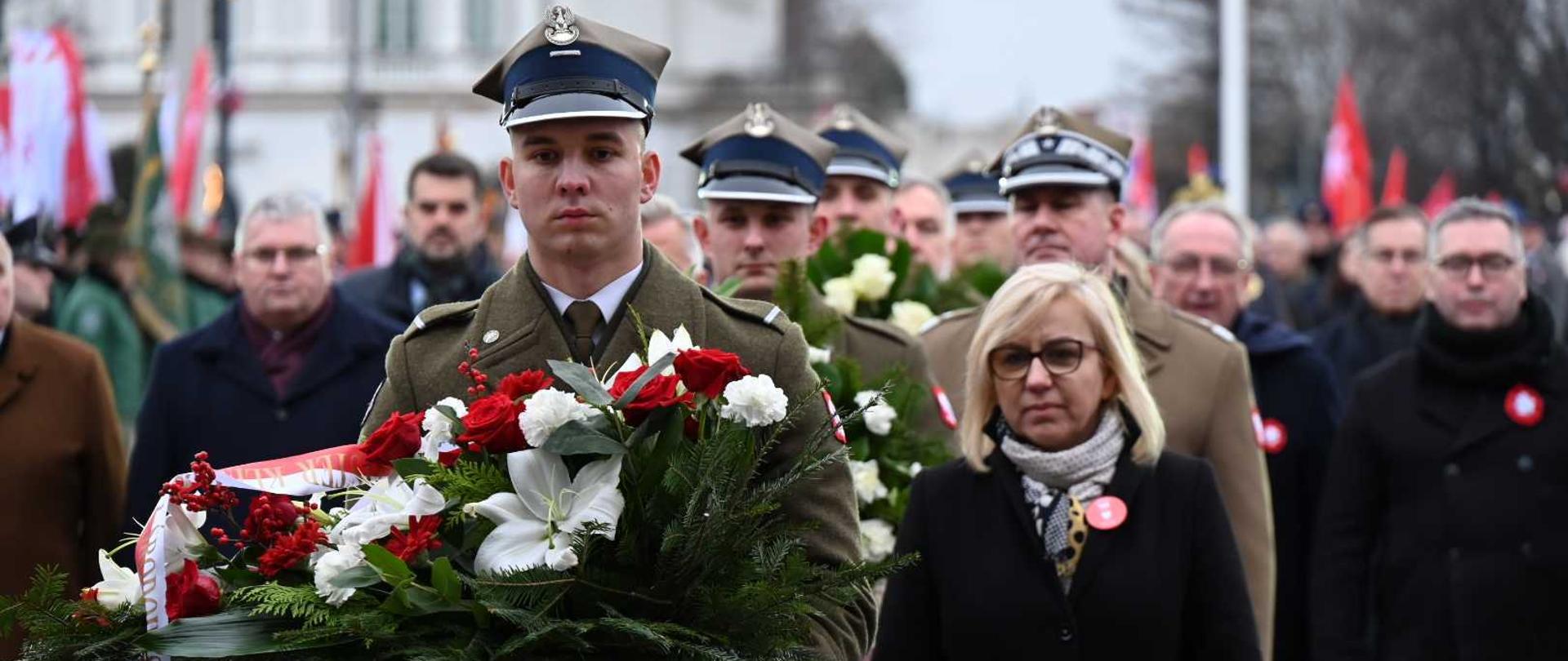 Minister Paulina Hennig-Kloska wzięła udział w obchodach 105. rocznicy wybuchu Powstania Wielkopolskiego