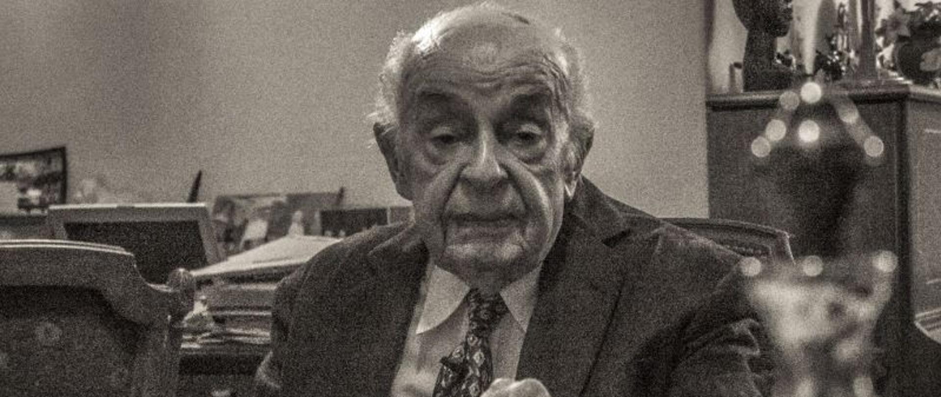 Major Stosław Kowalski został odznaczony w Buenos Aires Złotym Medalem “Za zasługi dla obronności kraju”