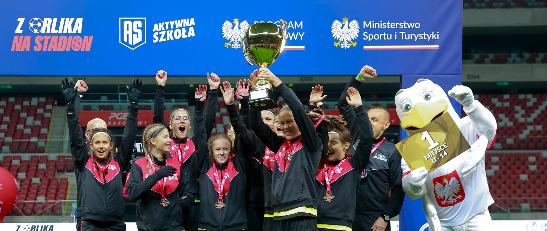 Z Orlika na Stadion