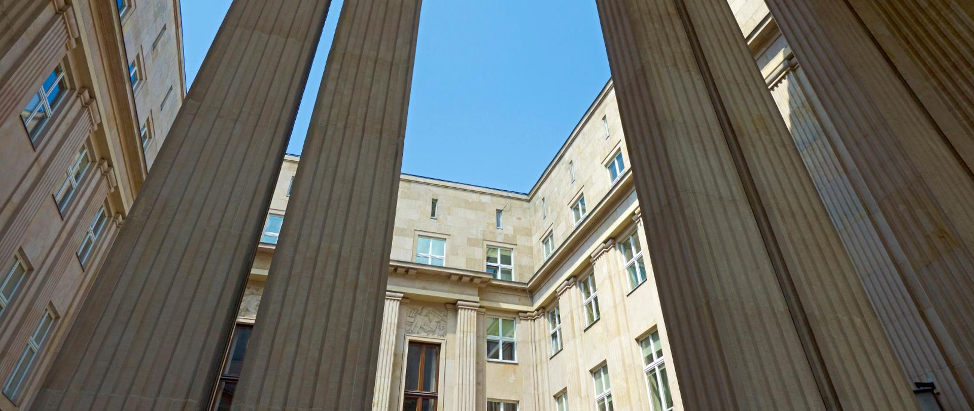 Gmach Ministerstwa Edukacji Narodowej