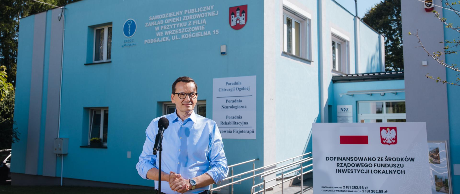 Mateusz Morawiecki podczas wizyty w szpitalu w miejscowości Pionki oraz Ośrodku Zdrowia w Przytyku