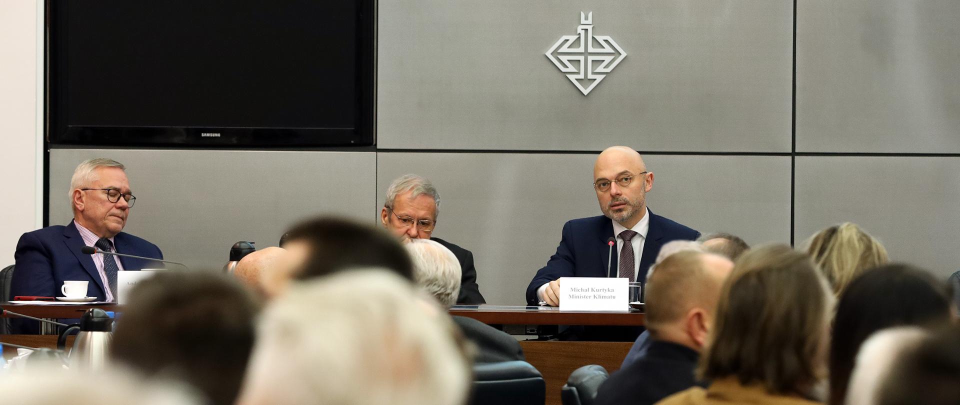 Minister klimatu Michał Kurtyka na posiedzeniu Komitetu ds. Energii i Polityki Klimatycznej