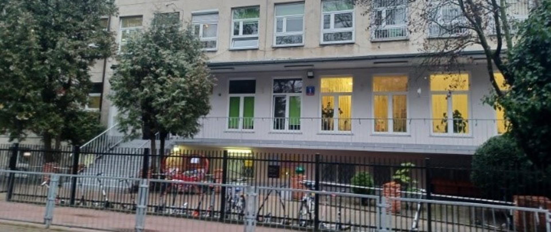 Projekt MF EOG Poprawa efektywności energetycznej wybranych budynków szkolnych na terenie m.st. Warszawy