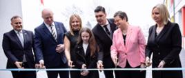 Uroczyste otwarcie wyremontowanego budynku szkoły podstawowej w Niechcicach
