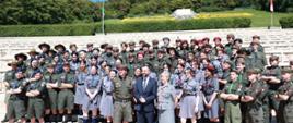 Monte Cassino_family photo z żołnierzami